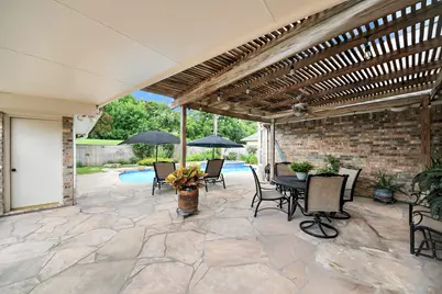 16 Twin Valley Drive, Sugar Land, TX 77479 - Photo 12
