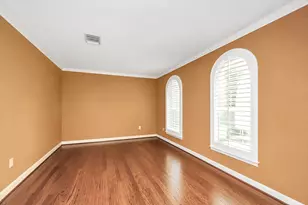 16 Twin Valley Dr, Sugar Land, TX 77479 - Photo 18