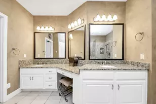 16 Twin Valley Dr, Sugar Land, TX 77479 - Photo 30