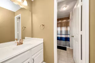 16 Twin Valley Dr, Sugar Land, TX 77479 - Photo 42