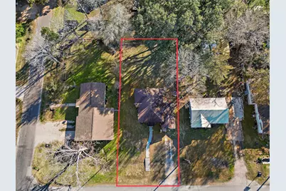 506 Trinity, Anahuac, TX 77514 - Photo 22