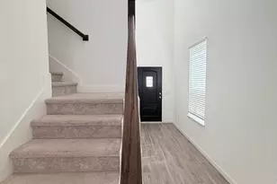 1020 Laguna Cv Dr, Katy, TX 77493 - Photo 2