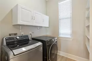 10827 Bourbon St, Willis, TX 77318 - Photo 24