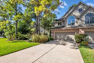 75 E Lakeridge Dr, The Woodlands, TX 77381 - Photo 1