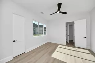 299 Peninsula Pt Dr, Montgomery, TX 77356 - Photo 34