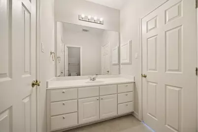 423 Brook Shore Court, Sugar Land, TX 77478 - Photo 34