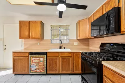 16438 Camino Del Sol Drive, Houston, TX 77083 - Photo 6