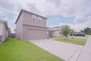 10622 Cashew Run Ln, Houston, TX 77075 - Photo 2