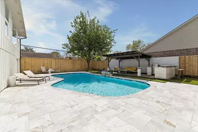 2302 Brooktree Drive, Houston, TX 77008 - Photo 48