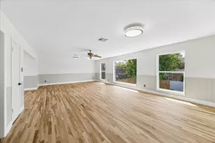 2302 Brooktree Dr, Houston, TX 77008 - Photo 34