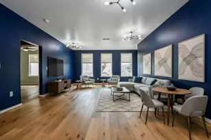 505 Jackson Hill St, Houston, TX 77007 - Photo 2