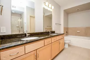 505 Jackson Hill St, Houston, TX 77007 - Photo 12