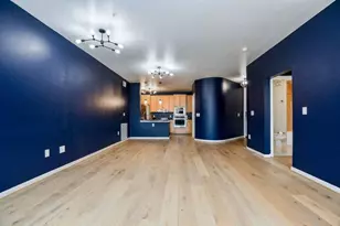 505 Jackson Hill St, Houston, TX 77007 - Photo 4