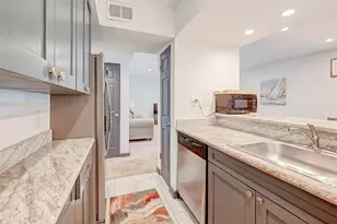 5863 Inwood Dr, Houston, TX 77057 - Photo 22