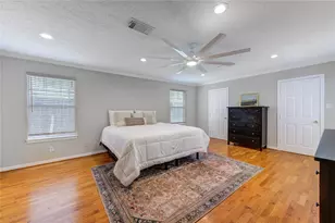 231 W 31st St, Houston, TX 77018 - Photo 16