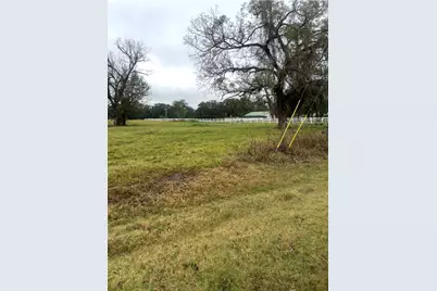 562 Mill Road, Angleton, TX 77515 - Photo 4