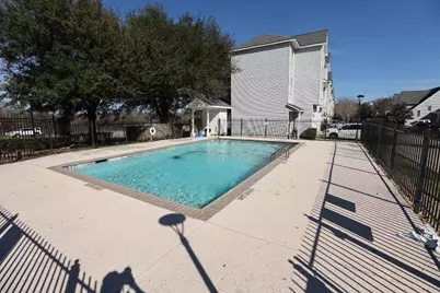 175 Binnacle Court #B, Willis, TX 77318 - Photo 20