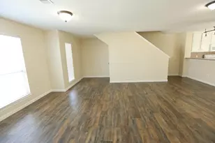 175 Binnacle Ct, Willis, TX 77318 - Photo 8