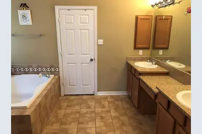 14326 Ayers Rock Road, Sugar Land, TX 77498 - Photo 8