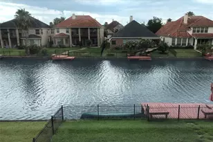 14326 Ayers Rock Rd, Sugar Land, TX 77498 - Photo 22