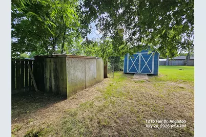 1216 Fair Drive, Angleton, TX 77515 - Photo 22