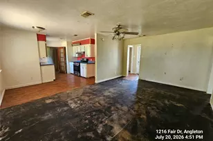 1216 Fair Dr, Angleton, TX 77515 - Photo 8
