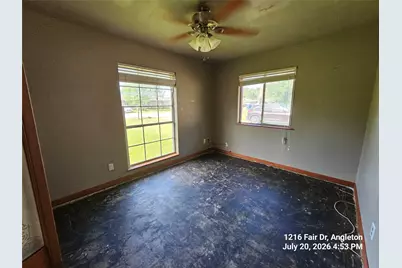 1216 Fair Drive, Angleton, TX 77515 - Photo 16