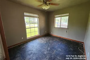 1216 Fair Dr, Angleton, TX 77515 - Photo 16