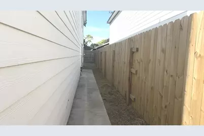 8111 Denton Street #A / B, Houston, TX 77028 - Photo 2