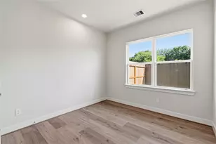 3905 Willowbend Pt Dr, Houston, TX 77025 - Photo 4