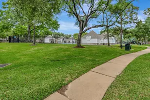 2806 Village Dale, Houston, TX 77059 - Photo 32