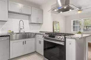 4414 W 43rd St, Houston, TX 77092 - Photo 10