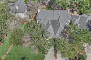 31 Valley Oaks Cir, The Woodlands, TX 77382 - Photo 38