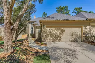 31 Valley Oaks Cir, The Woodlands, TX 77382 - Photo 4
