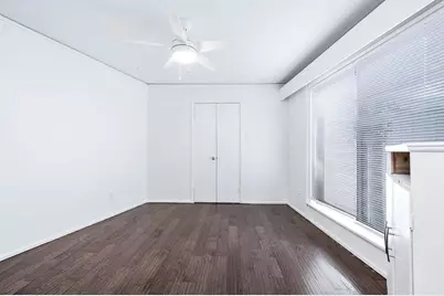 8211 Katy Freeway #10, Houston, TX 77024 - Photo 8