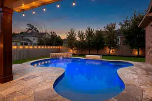 14 Red Barn Way, The Woodlands, TX 77389 - Photo 2