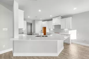 4506 Whisperwood Dr, Rosenberg, TX 77471 - Photo 2