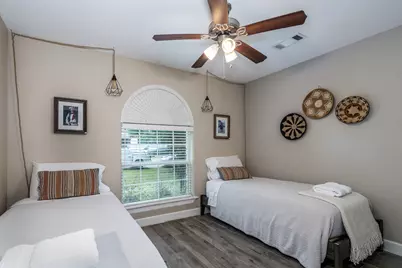 226 Foster Street, Tomball, TX 77375 - Photo 12