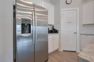 8619 Jetty Glen Dr, Cypress, TX 77433 - Photo 8