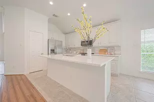 41 W Sienna Pl, The Woodlands, TX 77382 - Photo 18