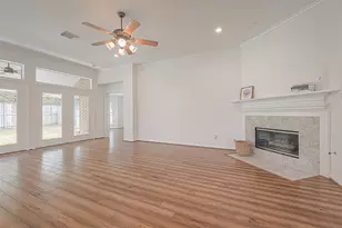 41 W Sienna Pl, The Woodlands, TX 77382 - Photo 14