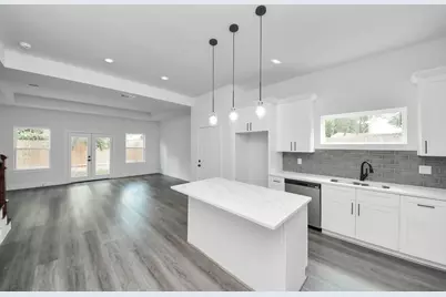 4413 Mallow Street, Houston, TX 77051 - Photo 4