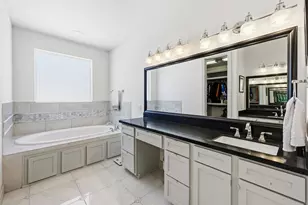 916 Yale St, Houston, TX 77008 - Photo 24
