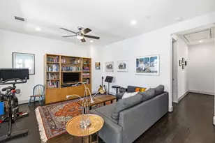 916 Yale St, Houston, TX 77008 - Photo 32