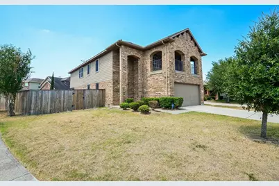2403 Summers Glen Court, Katy, TX 77449 - Photo 2