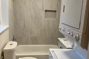 2005 Welch St, Houston, TX 77019 - Photo 4