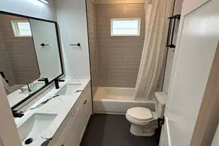 2032 W Tidwell Rd, Houston, TX 77091 - Photo 24