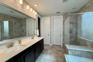 3707 Parkcrest Ct, Pearland, TX 77584 - Photo 10