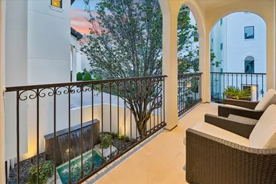 135 Calle Catalina Place, Houston, TX 77007 - Photo 18