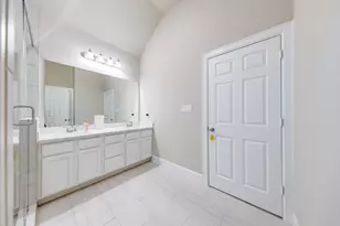 11913 Briarwood Hill Way, Houston, TX 77051 - Photo 12